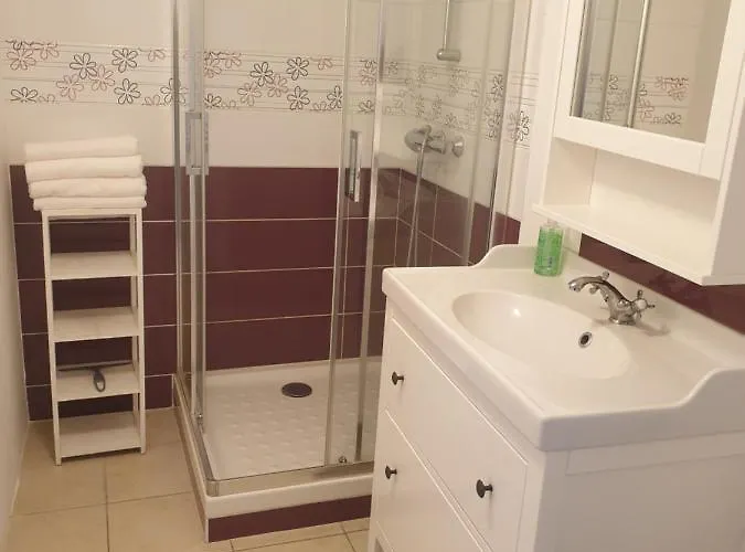 A Flanc De Colline *